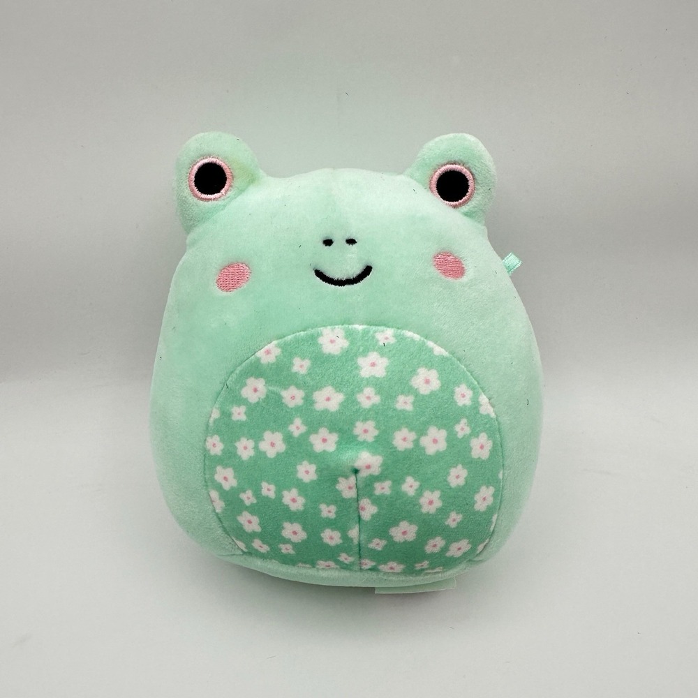 Squishmallows Wendy The Frog Green Floral Belly Plushie Toy Stuffed Animal 5"